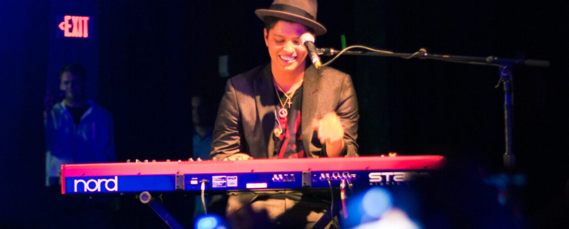 Canzoni di Bruno Mars: le 8 da avere nella tua playlist