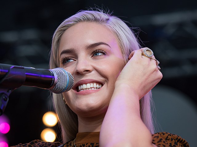 canzoni di Anne-Marie da ascoltare