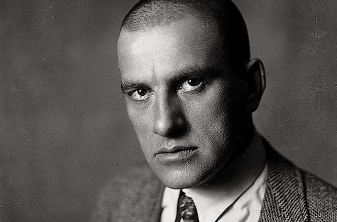 Chi è Vladimir Majakovskij: il poeta sovietico