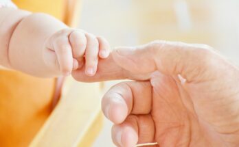 i papà italiani sempre più vecchi e meno fertili