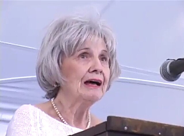 Alice Munro: addio alla scrittrice premio Nobel