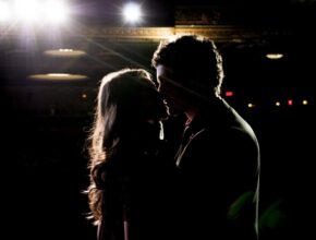 attori che hanno dato il primo bacio sul set.
