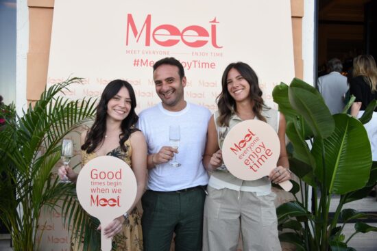 Meet Restaurant: grande inaugurazione sul lungomare di Napoli