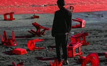 I Want to Be a Plastic Chair di Ao Ieong Weng Fong
