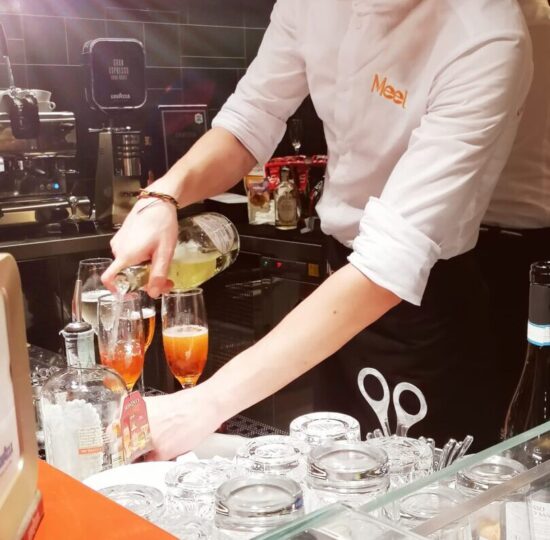 Meet Restaurant: grande inaugurazione sul lungomare di Napoli