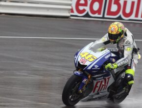 La carriera di Valentino Rossi: storia della leggenda della MotoGp