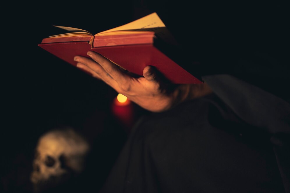 Libri dark academia: 4 da leggere