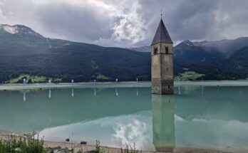 Lago di Resia: tutte le sue peculiarità