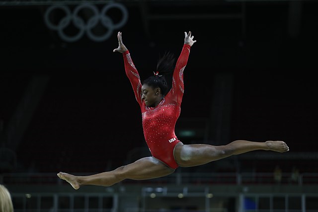 Simone Biles: la campionessa statunitense di ginnastica artistica.