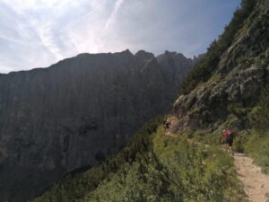 Il Lago di Sorapis: meta per appassionati di hiking e trekking