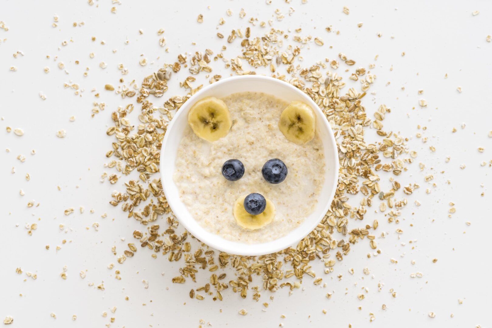 Porridge d'avena: 4 varianti e i loro benefici per una colazione salutare