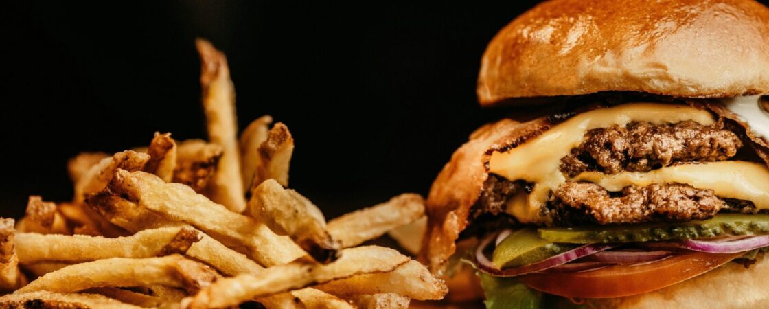Perché il fast food crea dipendenza? Cosa dice la scienza in merito
