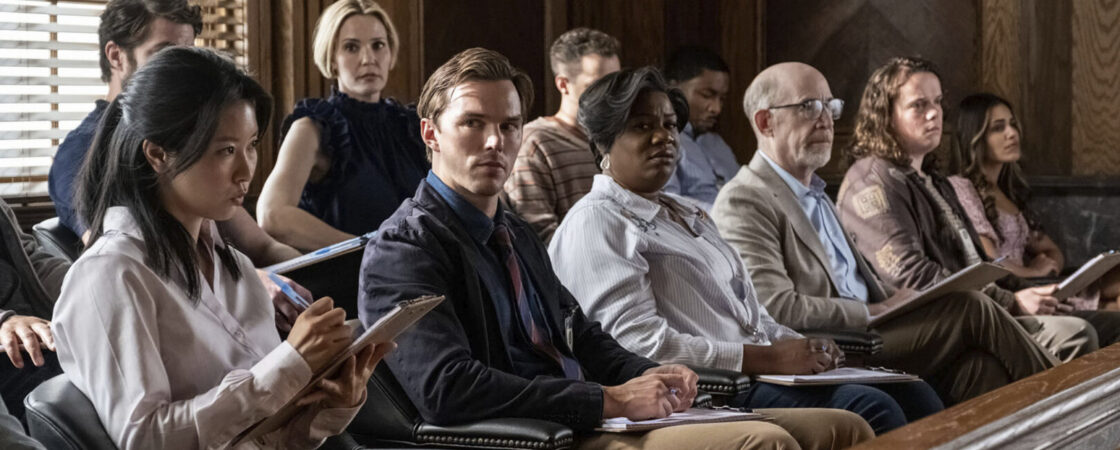 Giurato numero 2 recensione film di Clint Eastwood con Nicholas Hoult, Toni Collette, J.K. Simmons, Chris Messina, Gabriel Basso, Zoey Deutch, Cedric Yarbrough, Leslie Bibb, Kiefer Sutherland, Amy Aquino e Adrienne C. Moore (Credits: Warner Bros. Pictures)