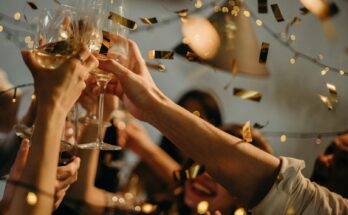 Auguri di buon anno nuovo frasi, citazioni e poesie per Capodanno 2025