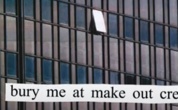 Bury Me at Makeout Creek di Mitski