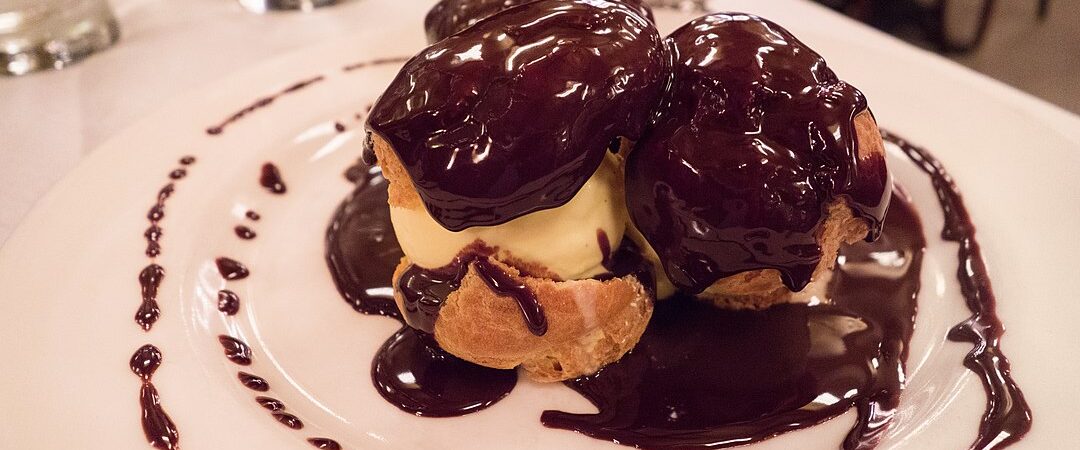 Ricetta dei profiteroles - come preparare il dolce d’origine francese