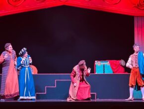I Menecmi di Zingaro al Teatro Arcobaleno