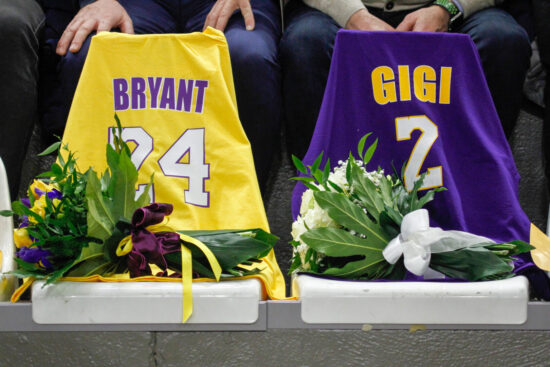 Canotte di Kobe e la figlia Gianna.
Fonte: depositphotos