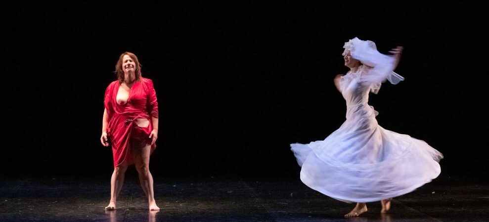 Extra moenia di Emma Dante al teatro Bellini di Napoli | Recensione