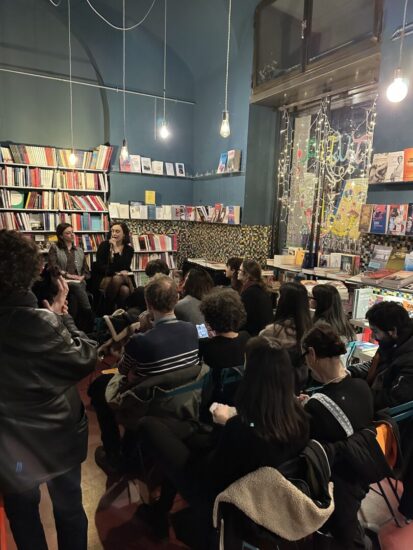 La ragazza che annega, presentazione