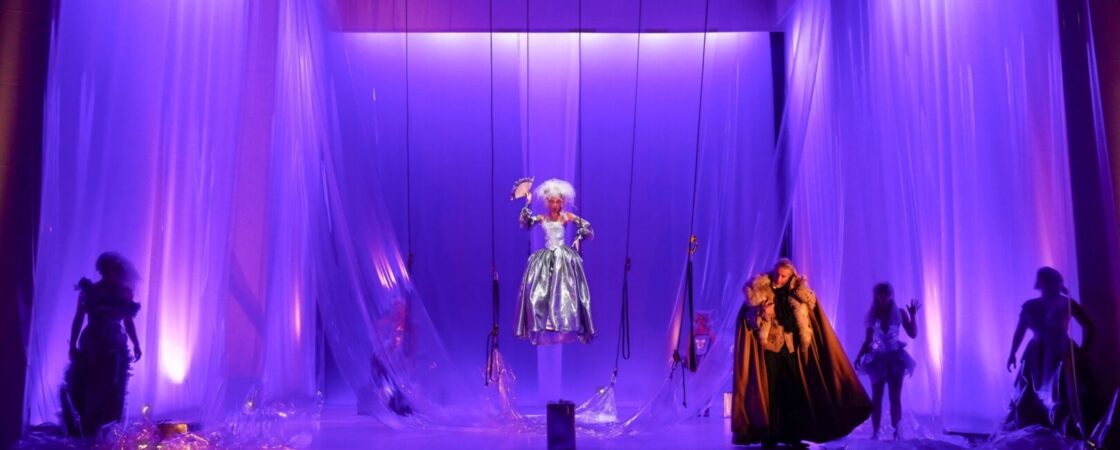 Casanova dell'infinita fuga, al Mercadante | Recensione