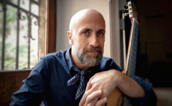 Joe Barbieri, cantautore e musicista italiano.