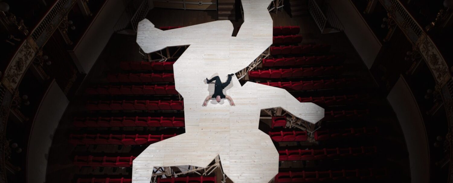 Morte accidentale di un anarchico di Antonio Latella al Teatro Bellini | Recensione