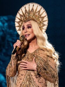 Carriera di Cher: una rivoluzione tra cinema, moda e musica