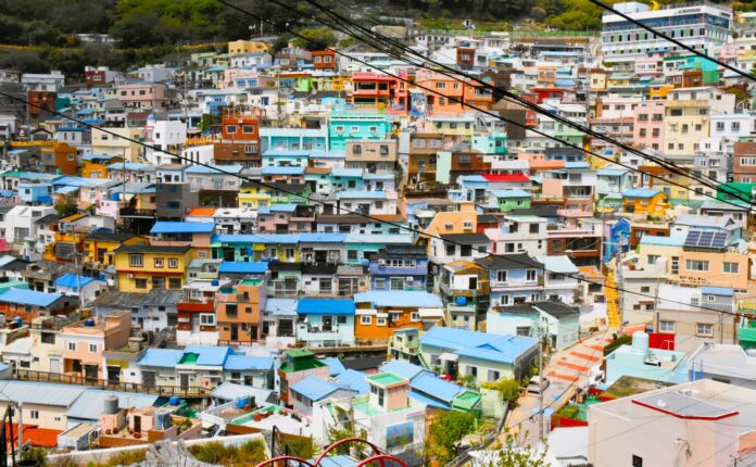 Gamcheon Culture Village: da slum a centro culturale e artistico
