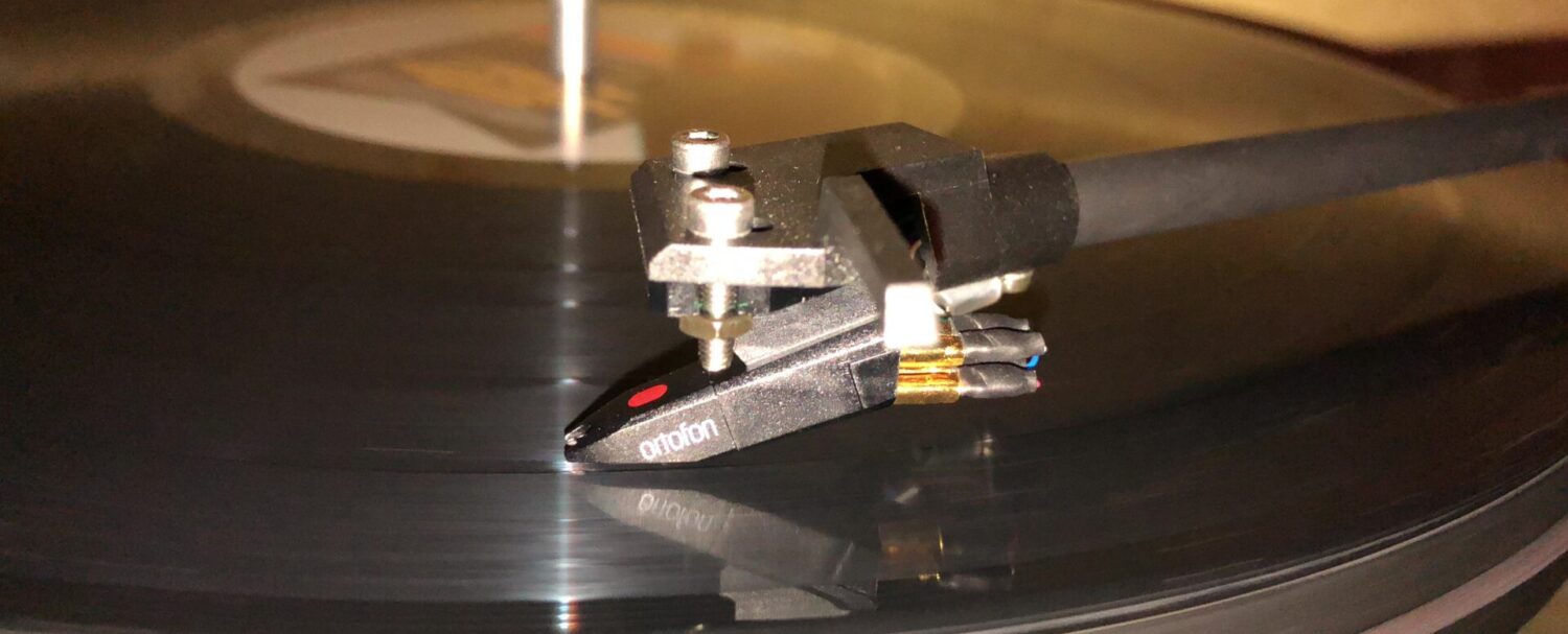 Cos'è un Needle Drop e 5 sequenze iconiche