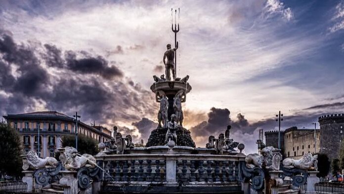 Sul mare luccica, Napoli attraverso gli scatti di Gian Paolo Russo