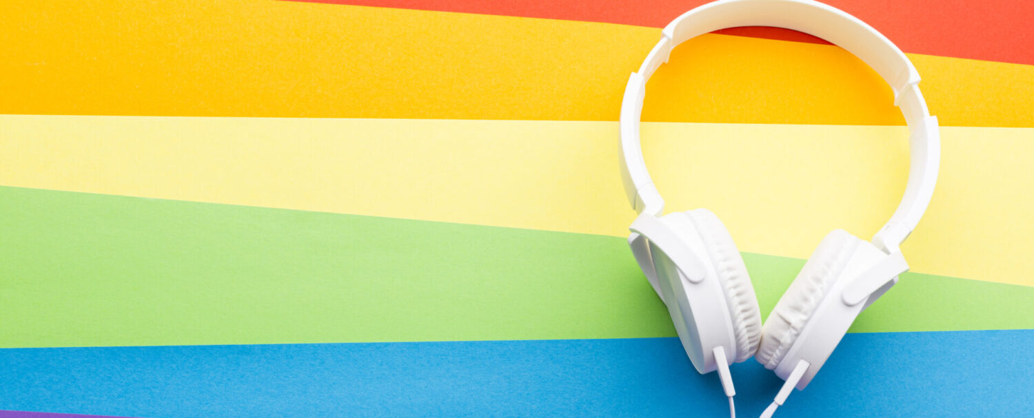 Brani di cantanti queer: 12 da ascoltare per il Pride Month