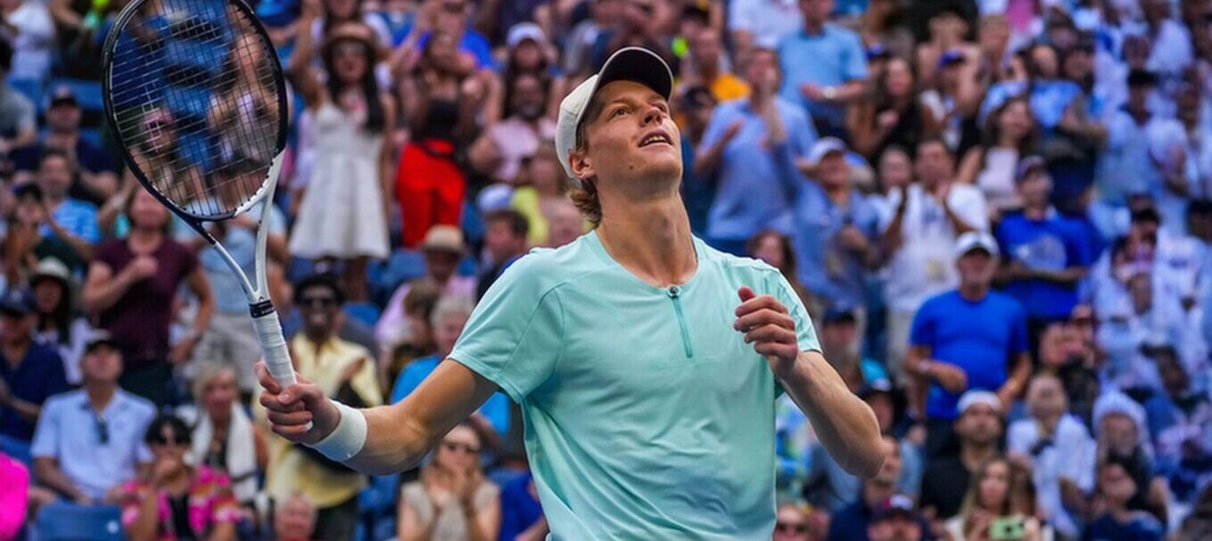 Sinner è il primo italiano a conquistare Wimbledon: impresa storica