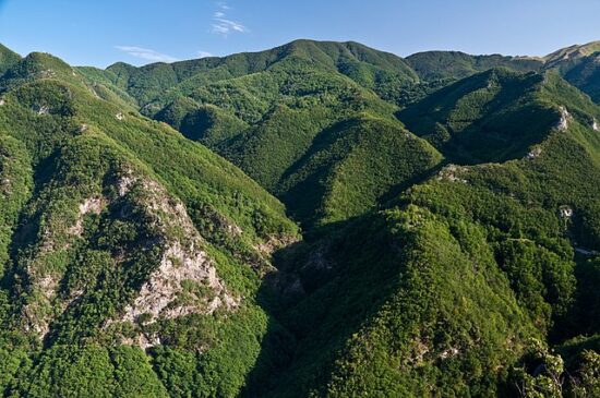 Garfagnana: il parco dell'Orecchiella e il ponte del diavolo