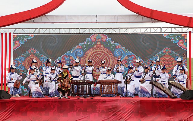 Naadam Festival: turismo tra lotta, cavalli e arco