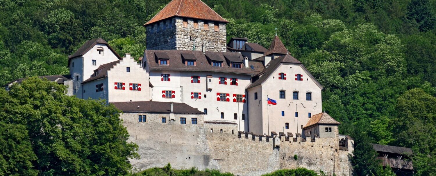 Liechtenstein: il paese della pace e della ricchezza