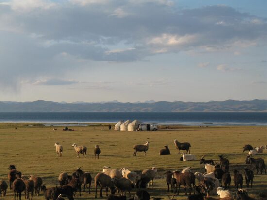 Cosa vedere in Kirghizistan: natura, nomadi e cultura