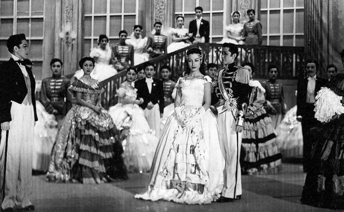 Takarazuka Revue: la storia di un teatro tutto al femminile