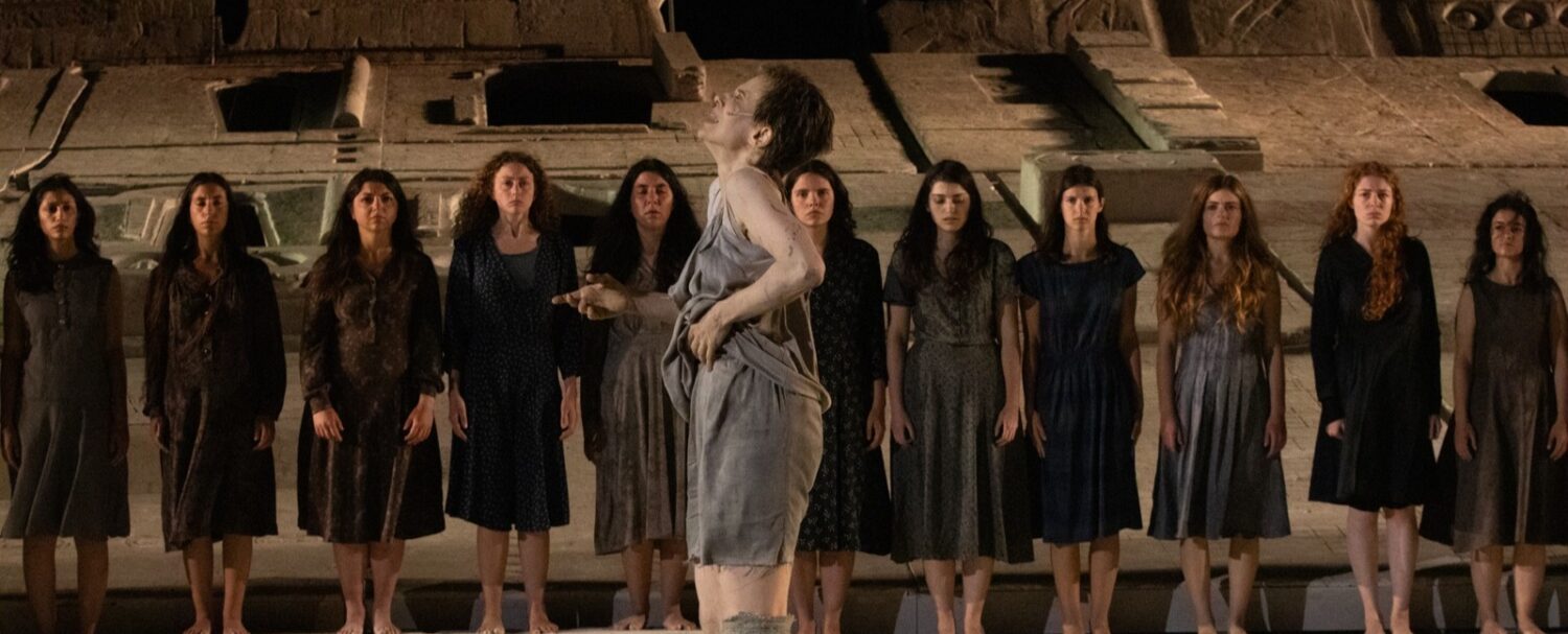 L'Elettra di Andò va in scena al Teatro Grande di Pompei | Recensione