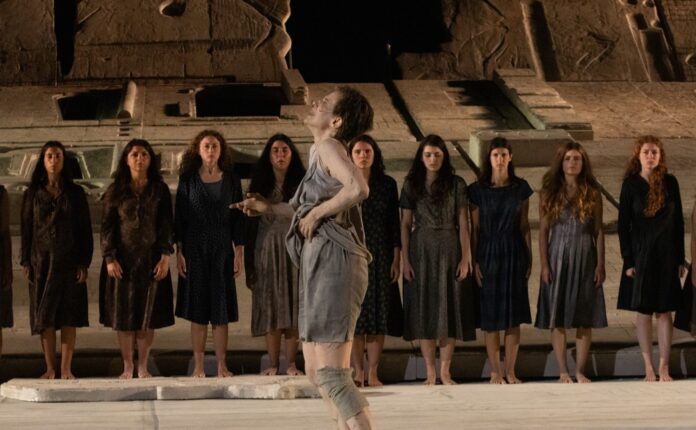 L'Elettra di Andò va in scena al Teatro Grande di Pompei | Recensione