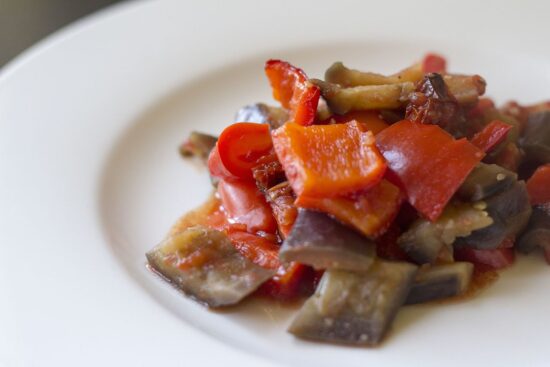 Cosa mangiare di salato a Palermo: caponata 