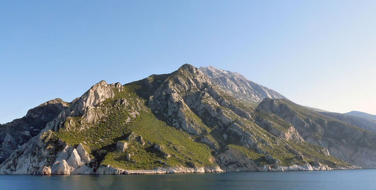 Monte Athos: il luogo in cui è vietato l'accesso alle donne