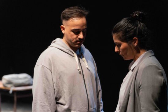 Incontro di Eduardo Di Pietro, al Bellini | Recensione