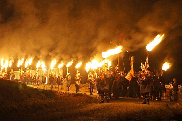 Up Helly Aa: festival del fuoco nelle isole Shetland
