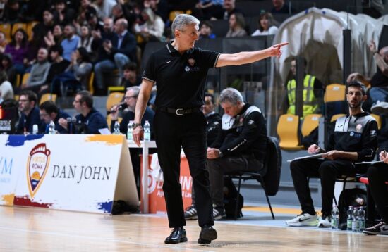 coach Calvani durante una fase di un match