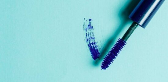 Mascara colorati: quali utilizzare per illuminare lo sguardo