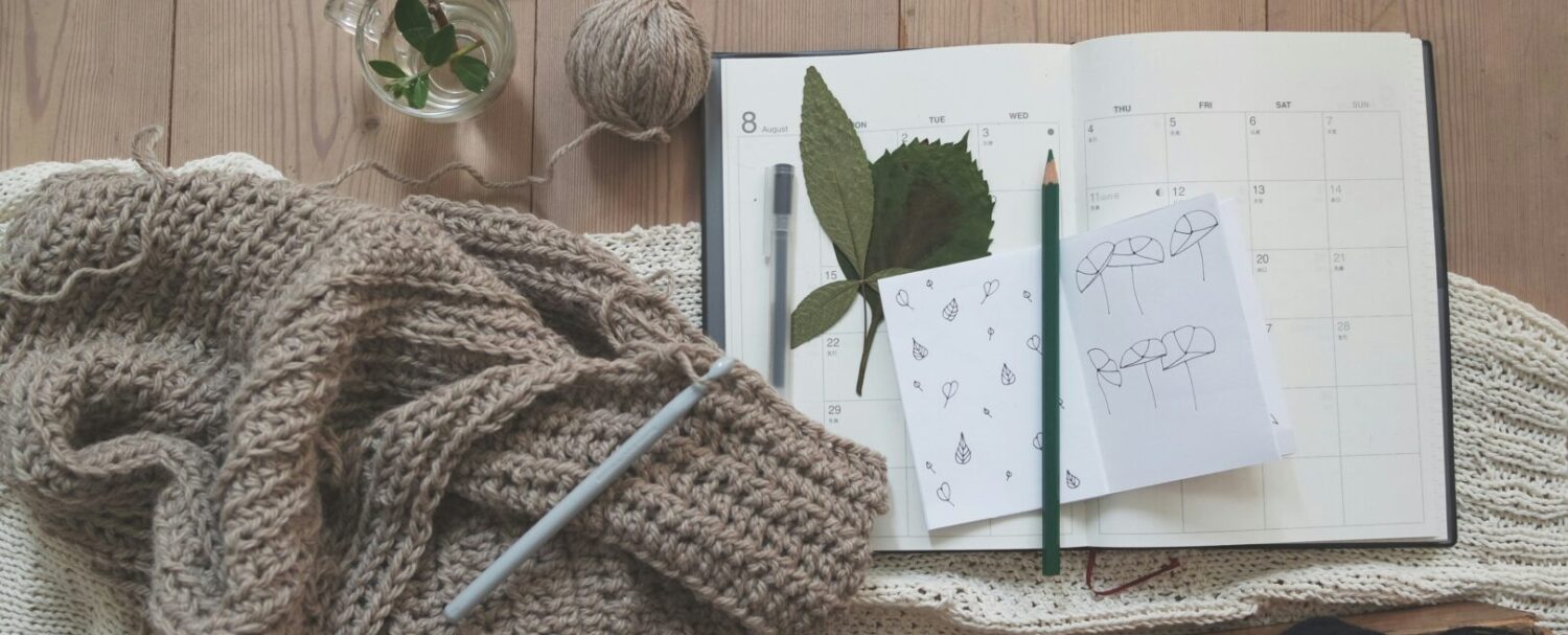 Uncinetto e Slow Fashion: l’arte manuale contro il consumismo