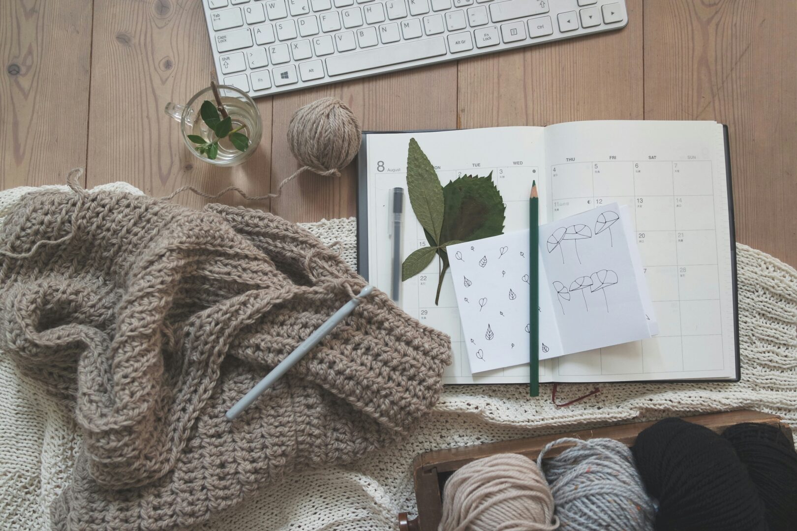 Uncinetto e Slow Fashion: l’arte manuale contro il consumismo
