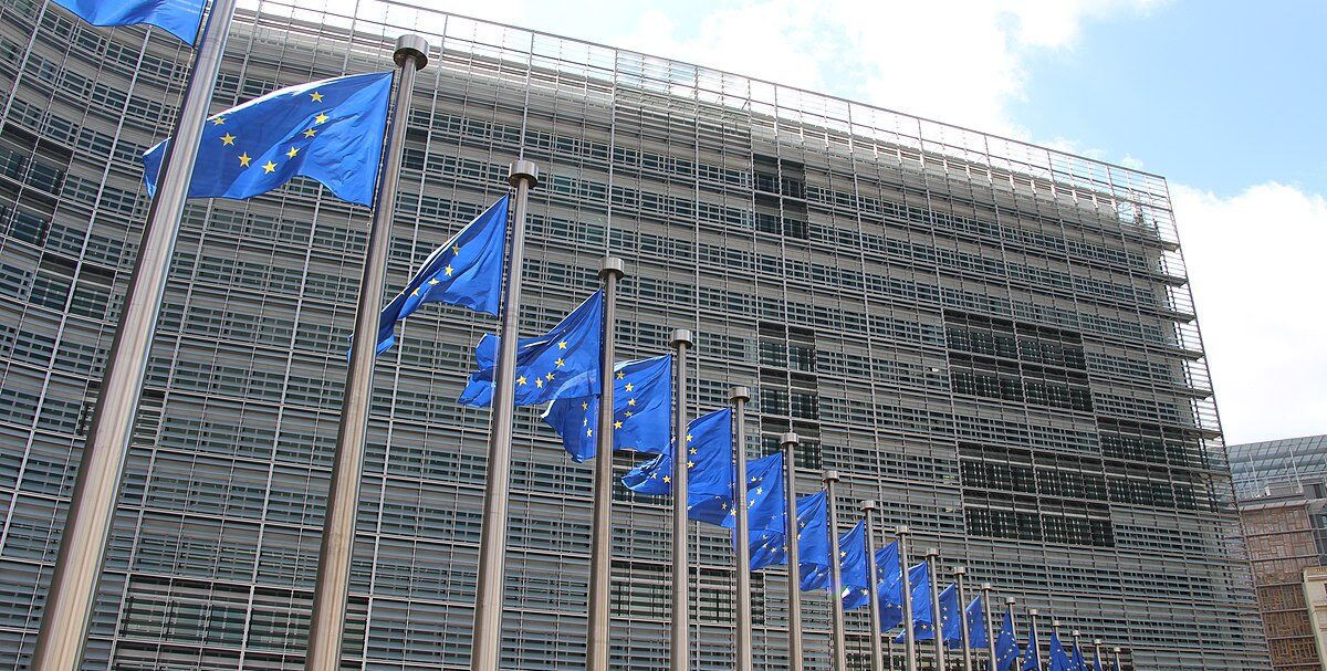 Chat Control: cos'è la controversa proposta di legge europea?