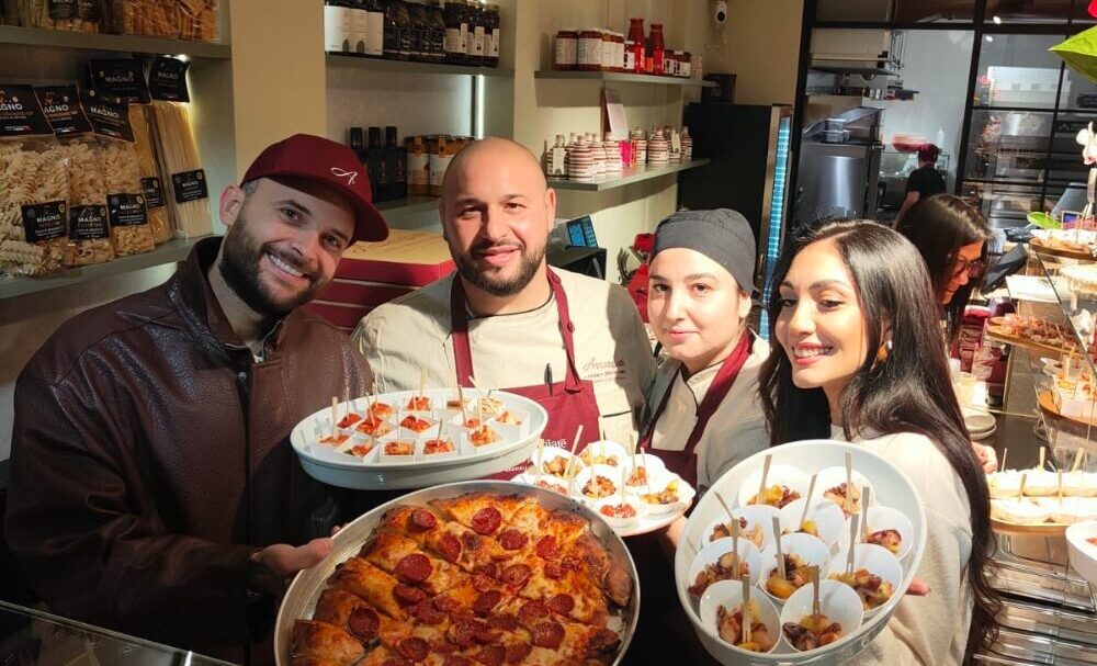 Antonio Conza e Gabriella Esposito - Amangiare